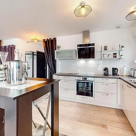 Hébergement de vacances 2 Bedroom Stunning In *