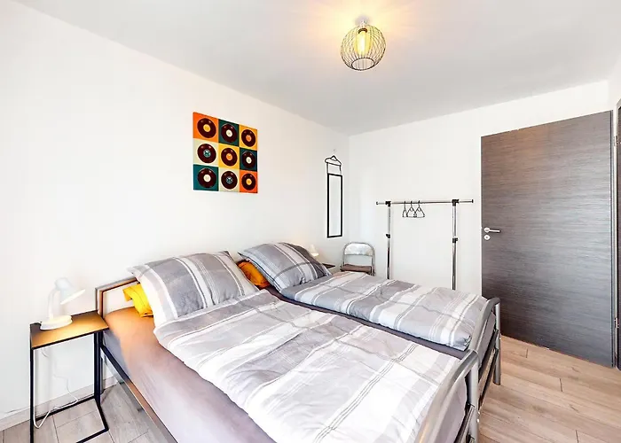 Vakantiehuis 2 Bedroom Stunning In *