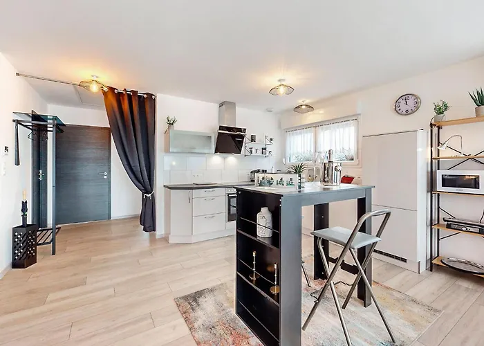 2 Bedroom Stunning In